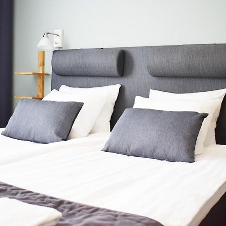 Hotell Gaestis Tierp Экстерьер фото