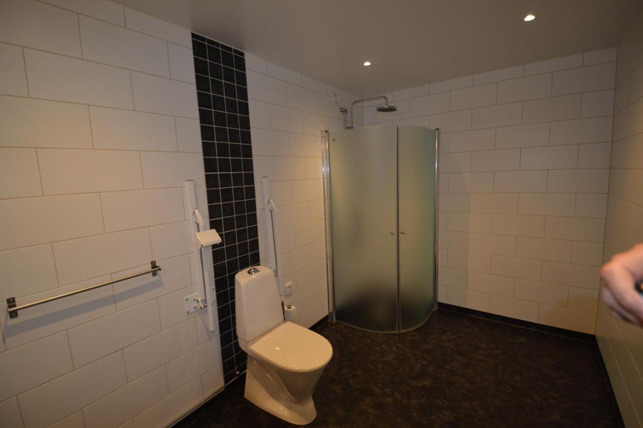 Hotell Gaestis Tierp Экстерьер фото