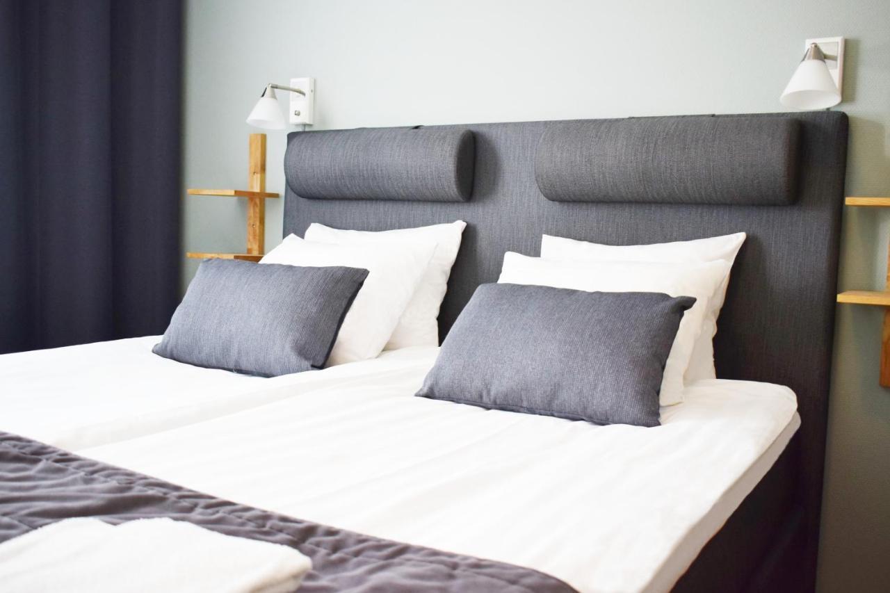 Hotell Gaestis Tierp Экстерьер фото